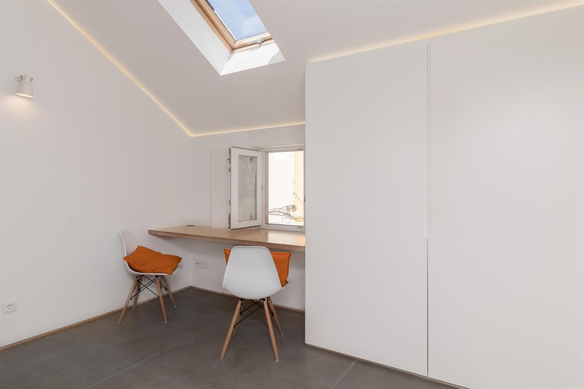 Studentville Apartment